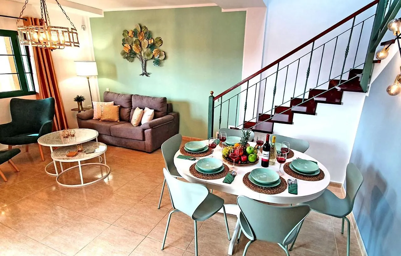 Ferienhaus Casa Taramar - Tarajalejo - Max 8 Personen - Pool - Meerblick - Strandnah Villa